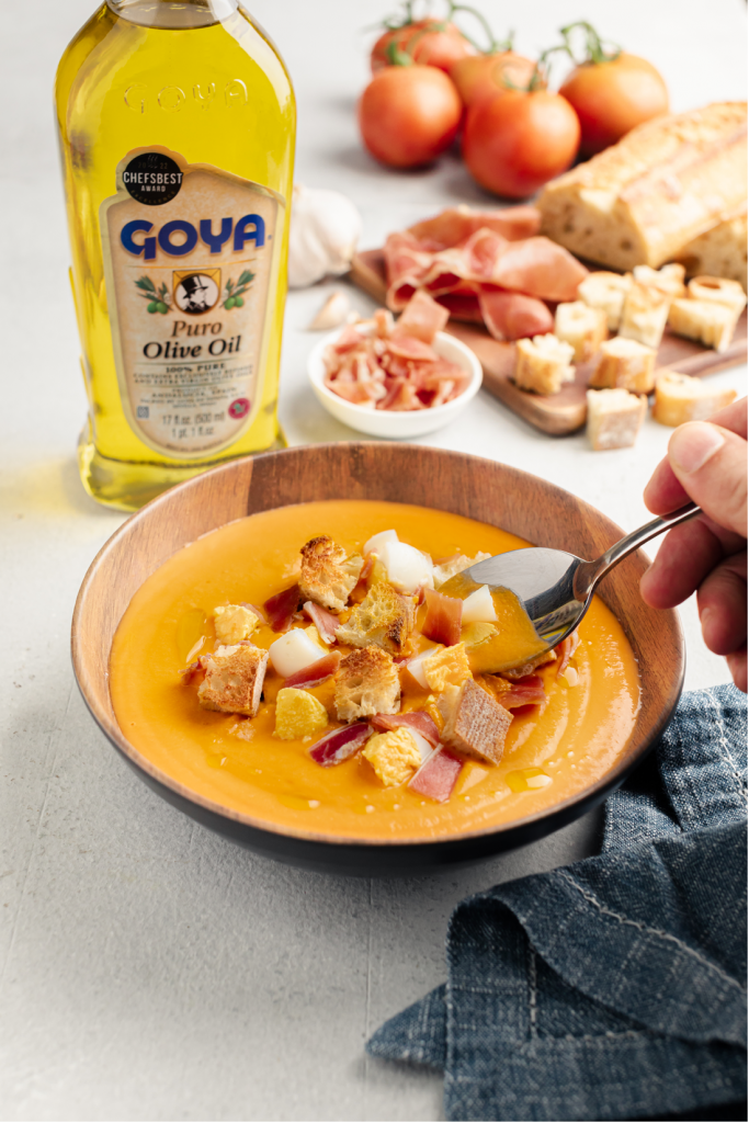 Salmorejo with GOYA® Puro olive oil