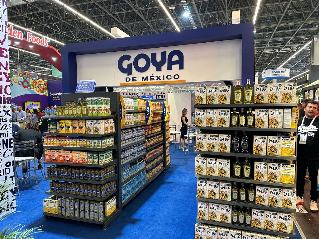 Goya Food de Mexico en Expo Antad