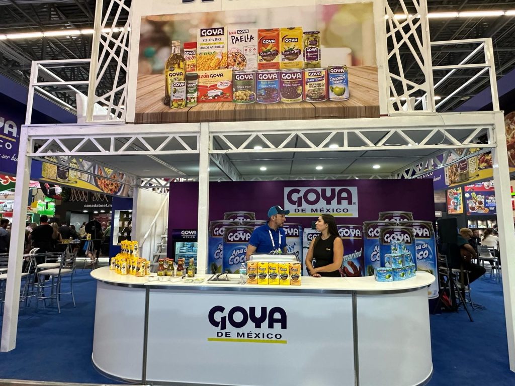 Goya Food de Mexico en Expo Antad