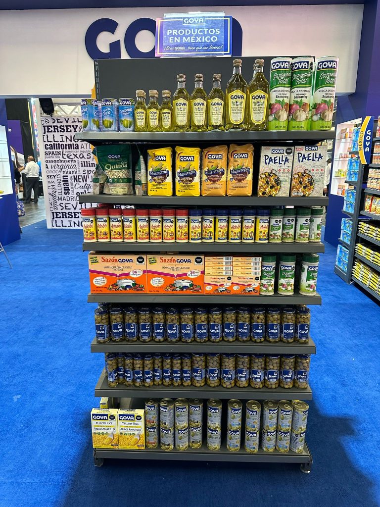 Goya Food de Mexico en Expo Antad