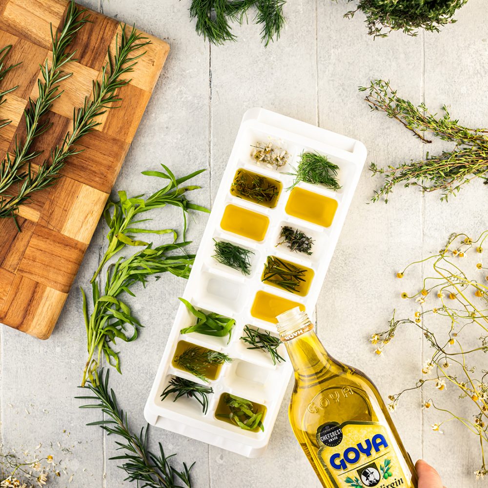 Evoo aromatic herbs