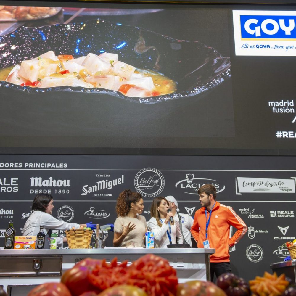 Fernando-Desa-cooking-at-Madrid-Fusion