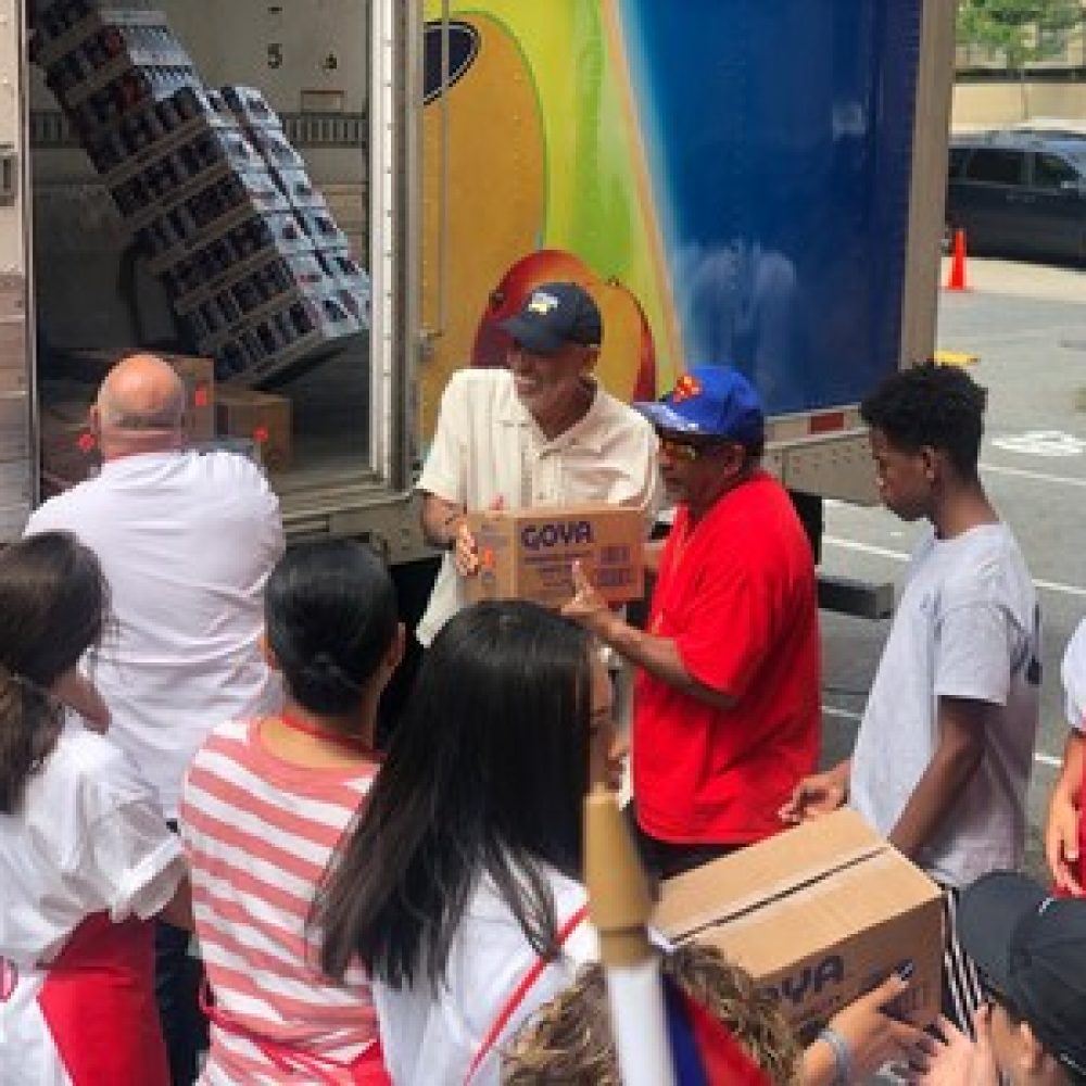 Press-Photo-Boston-Food-Donation