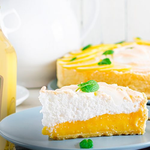 lemon-meringue-pie-6-08-2019_1200-628_sintexto